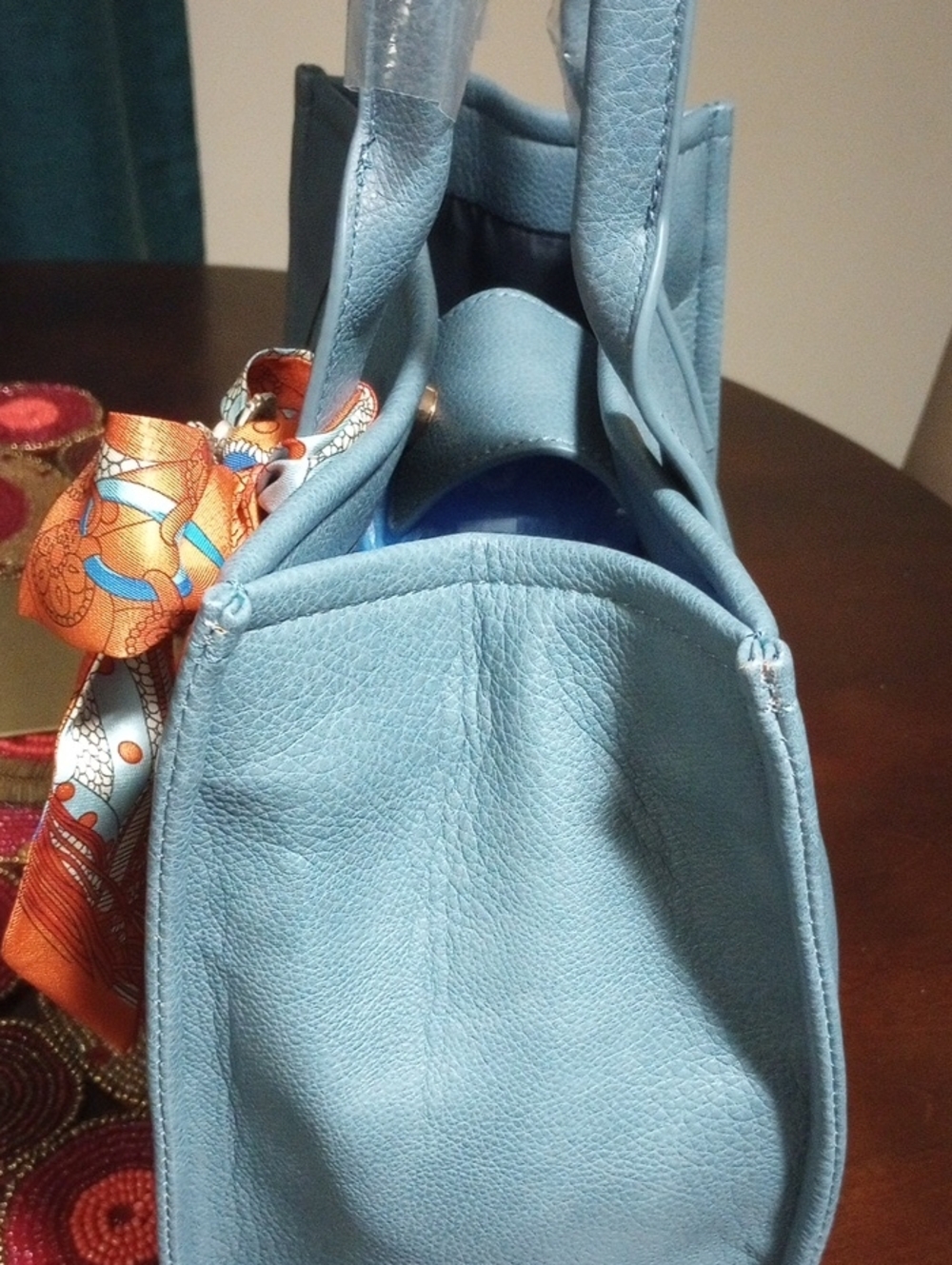 Elle Tote w/Brooch And Scarf - Picture 12 of 16